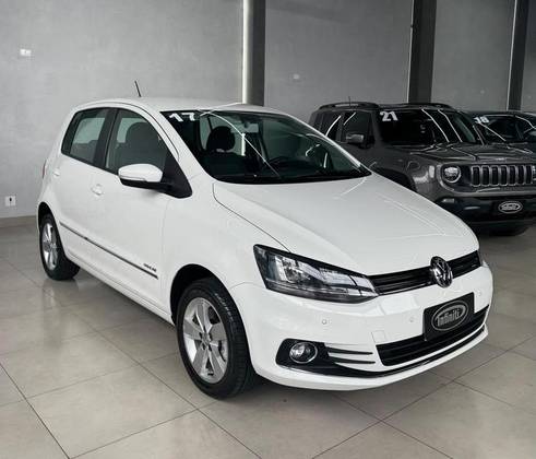 VOLKSWAGEN FOX 1.6 MSI HIGHLINE 16V FLEX 4P AUTOMATIZADO VOLKSWAGEN FOX 1.6 MSI HIGHLINE 16V FLEX 4P AUTOMATIZADO